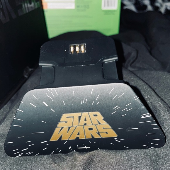 Star Wars limited edition darth Vader Xbox controller with charging stand - Picture 2 of 5